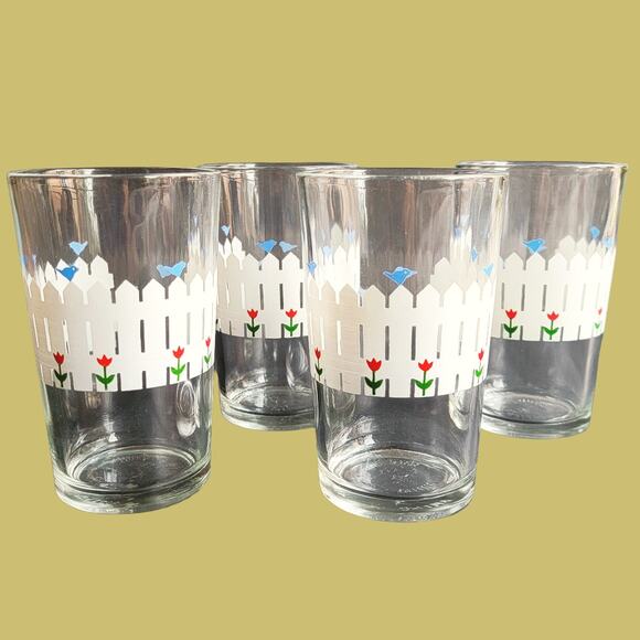 Vintage 1979 Federal Glass Picket Fence and Tulips 12 Oz Glass, Set of 4 - Picture 1 of 5